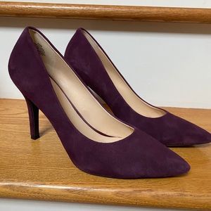 Nine West Fifth 9x9 suede pumps
